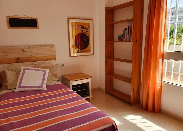 Fantastico Bajo Con Jardin En Playa De Canet